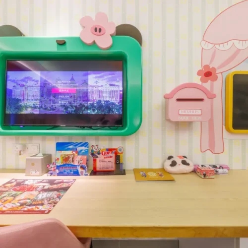 Meizhu Family Theme Room