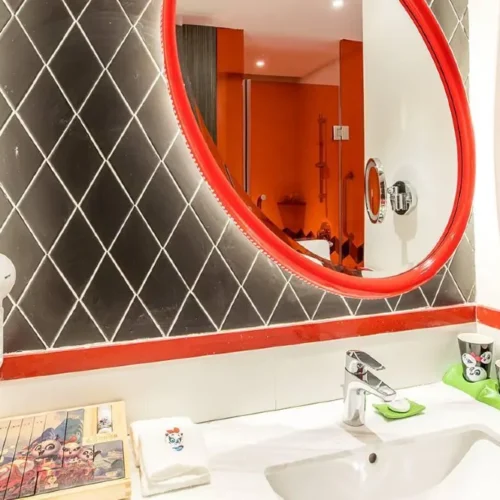 Smart Panda Theme Room-King Bed