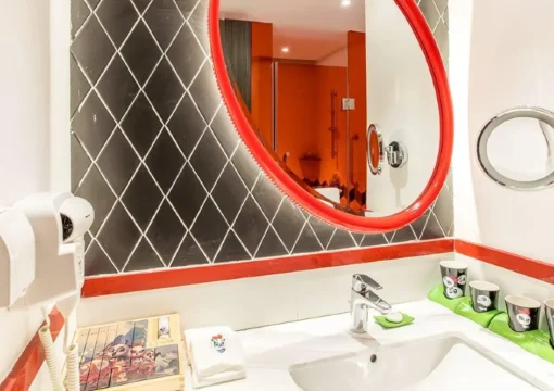 Smart Panda Theme Room-King Bed